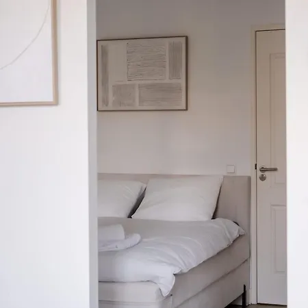 Modern One Bedroom - West Apartamento Roterdão