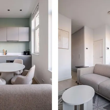 Modern One Bedroom - West Apartment *